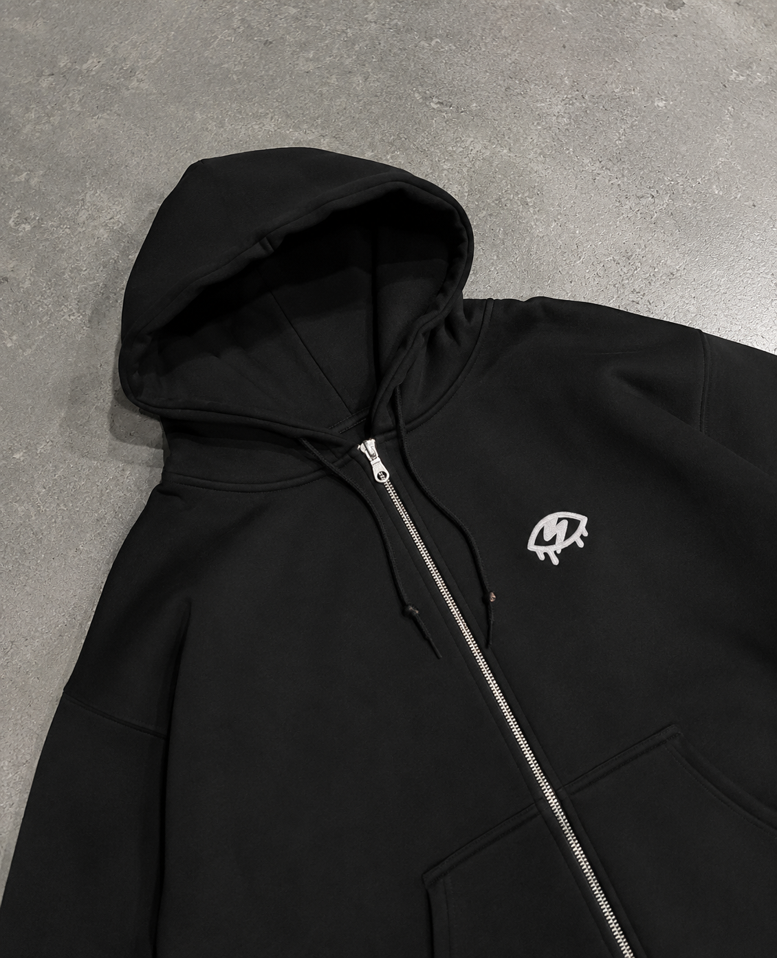 CORE HOODIES