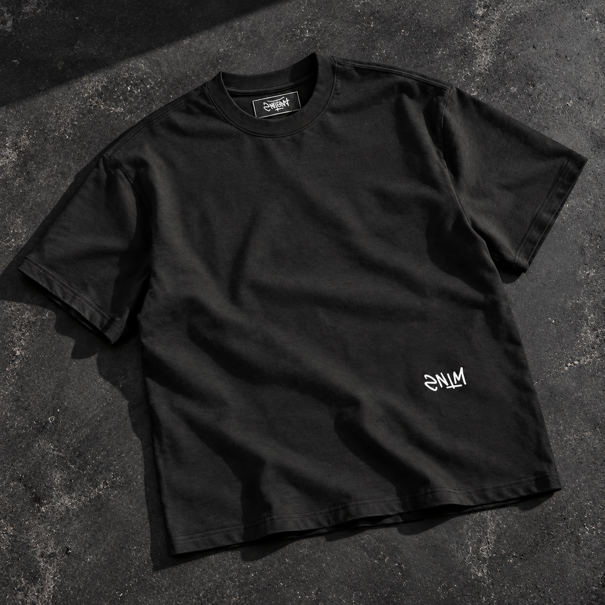 SNTM ORNAMENT TEE