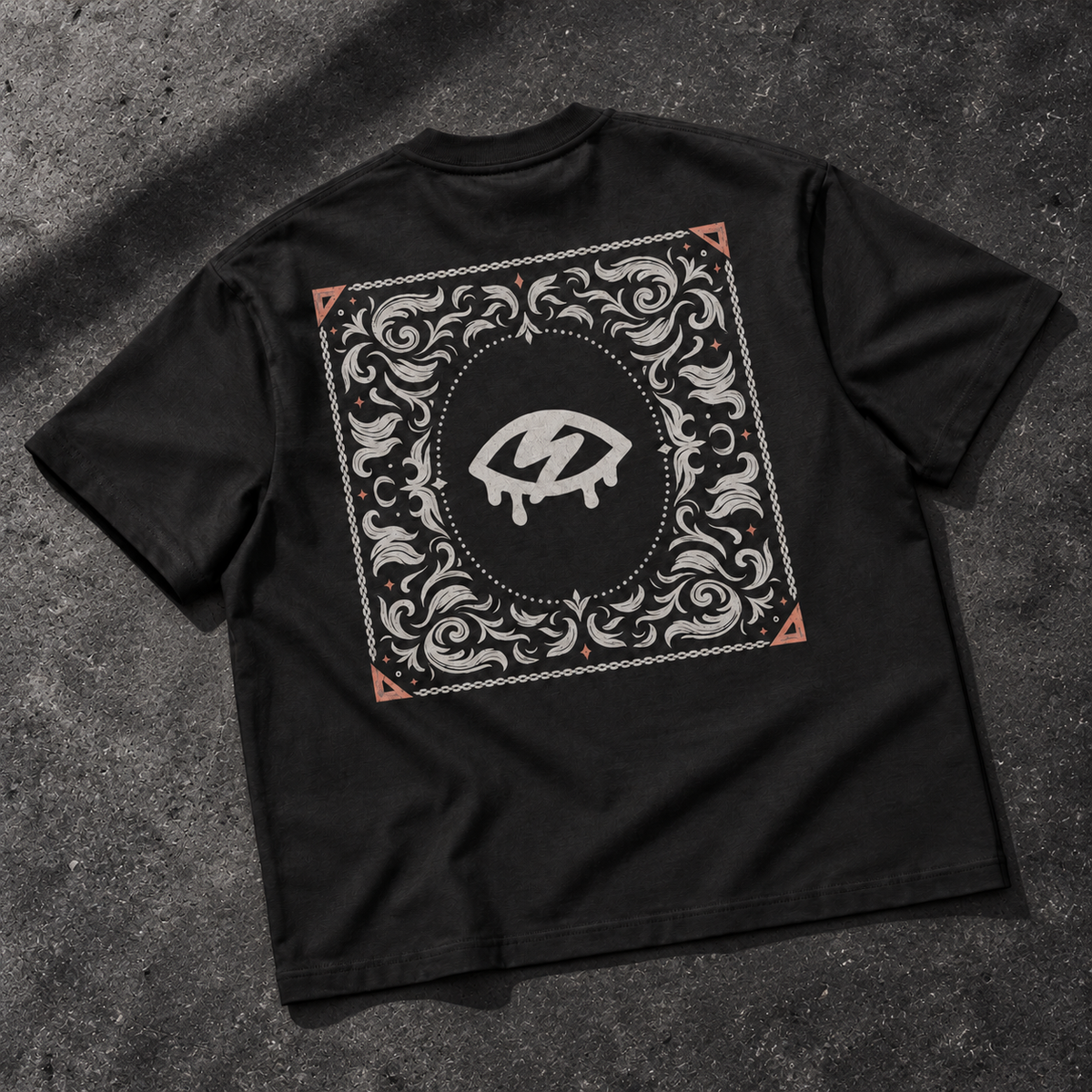 SNTM ORNAMENT TEE